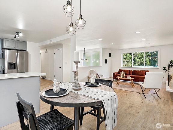 5th image of 6046 NE 204th Street
