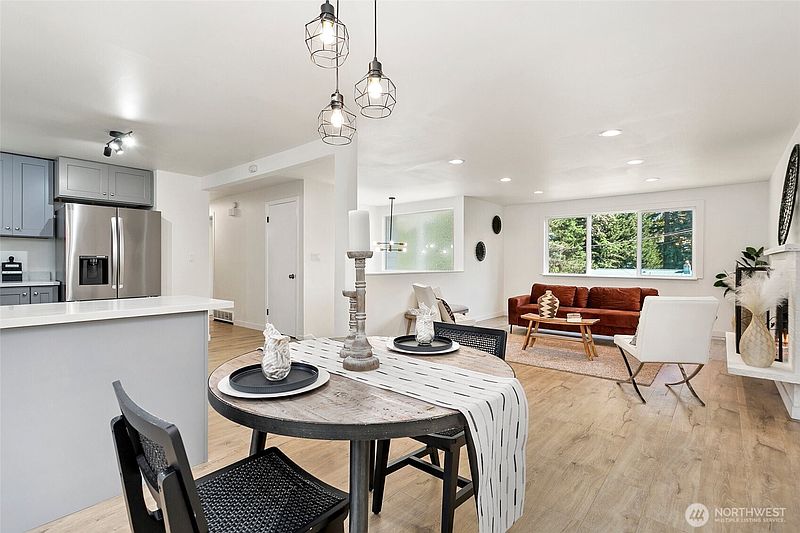 5th image of 6046 NE 204th Street