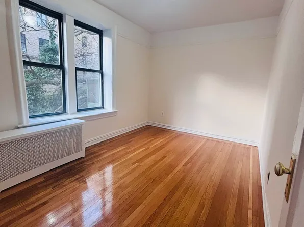 815 West 181st Street image 7 of 29