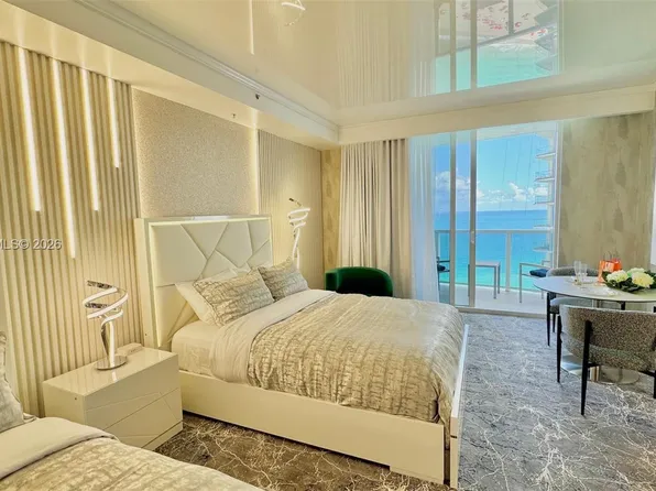 18001 Collins Ave #2512, North Miami Beach, FL 33160