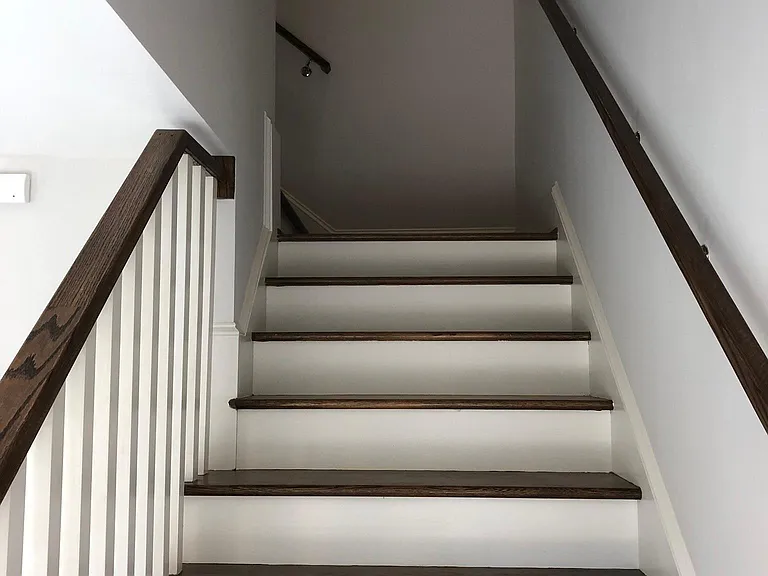 2121 Roslyn Ave — Photo 13