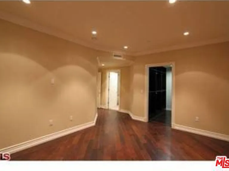 8612 Burton Way #301 — Photo 6