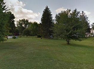 Salter Rd, North Rose, NY 14516