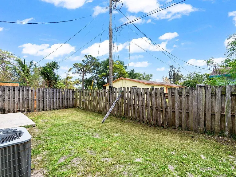 4764 Gulfstream Rd — Photo 20