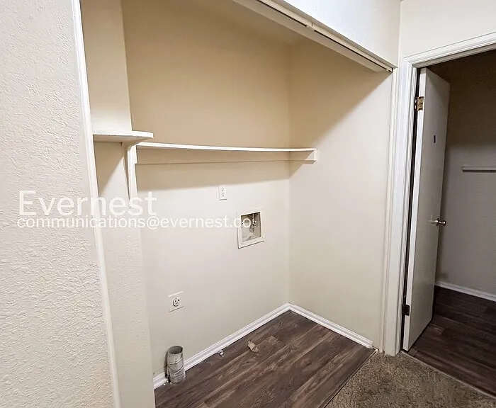 2702 Dickens Dr — Photo 19