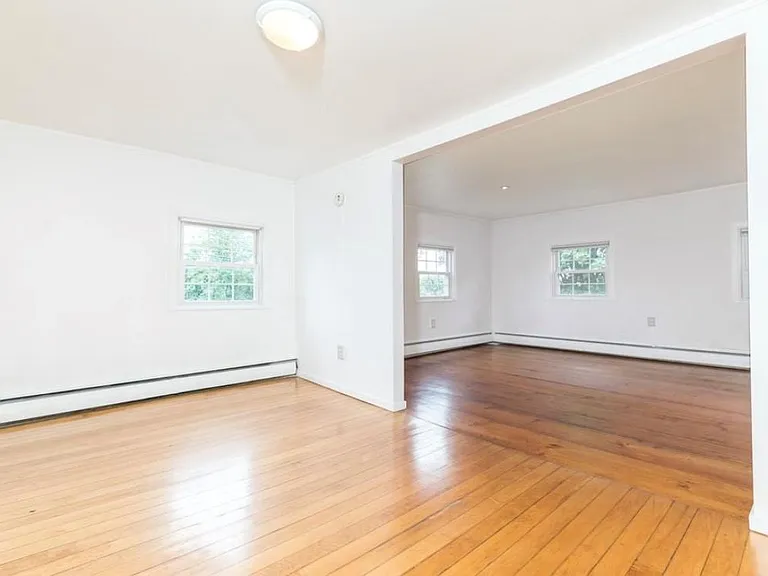 9 Prospect St #5 — Photo 2
