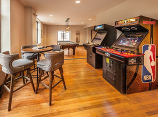 Circle City Apartments, Indianapolis, IN 46202