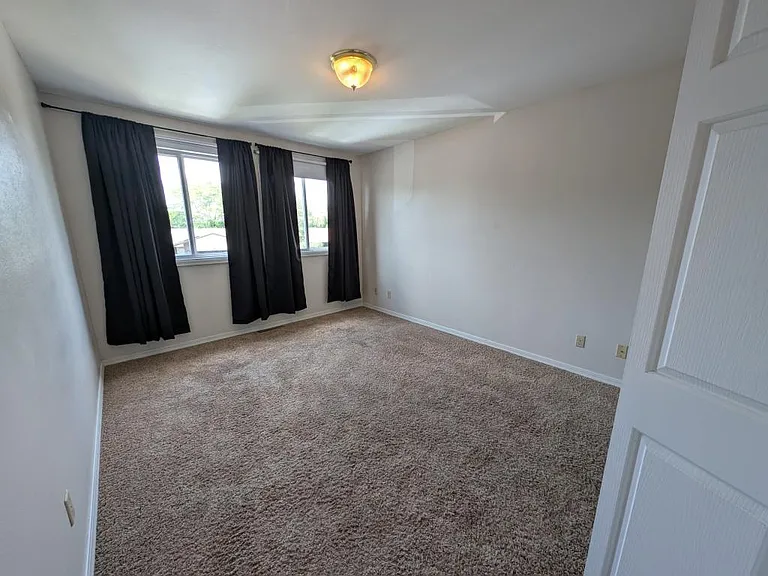851 Denver St — Photo 9