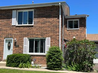 252 Polo Club Dr, Glendale Heights, IL