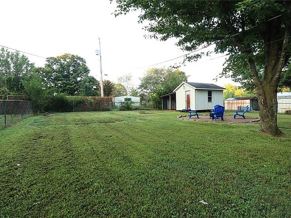 3rd image of 79 Elmwood St
