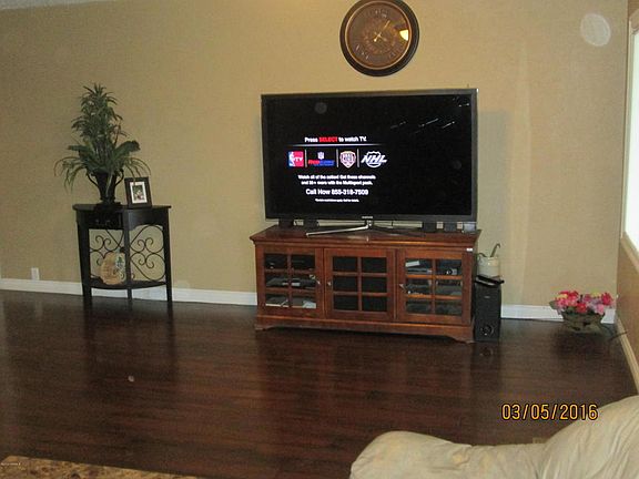 4th image of 810 S 13th St
