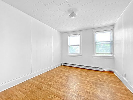 4th image of 53-07 70th St Floor 2