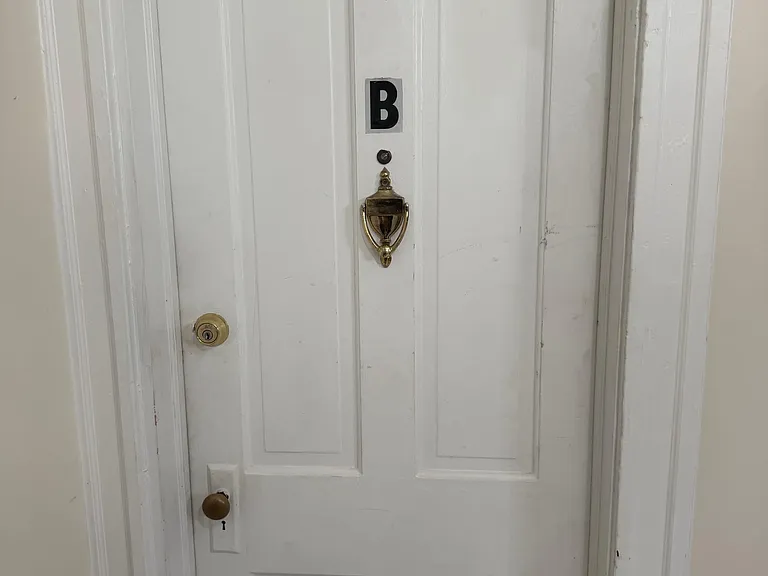 6408 Brook Ave #B — Photo 3