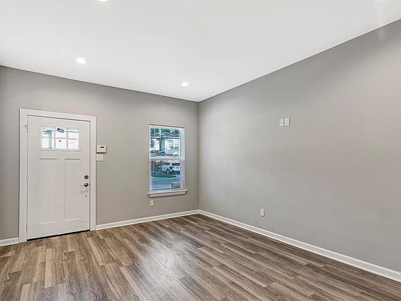 5th image of 6824 Dumble St Unit B