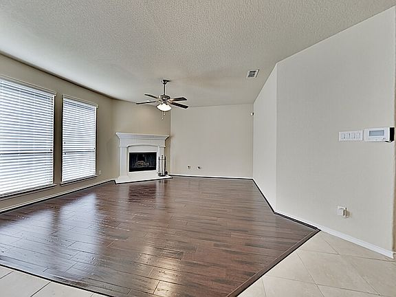 3rd image of 11341 Golden Ridge Ln