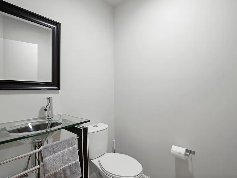 9842 Portola Dr — Photo 42