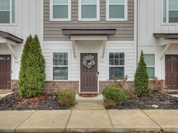 685 Bristol Creek Dr, Nashville, TN 37221