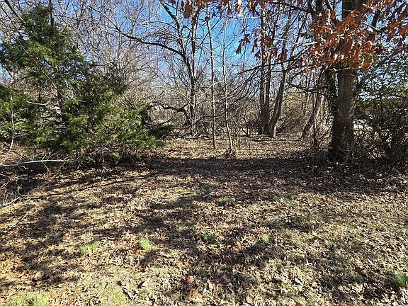 3rd image of 0 S Giant City Rd