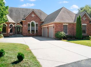 901 Raven Ct, Shorewood, IL 60404