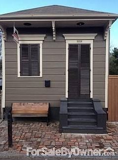 1st image of 3519 Burgundy St