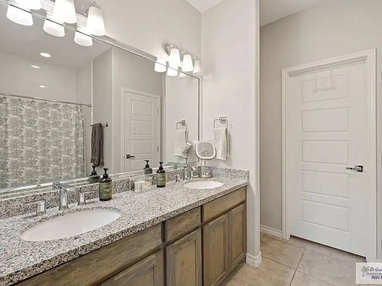 2409 Antelope Canyon St — Photo 11