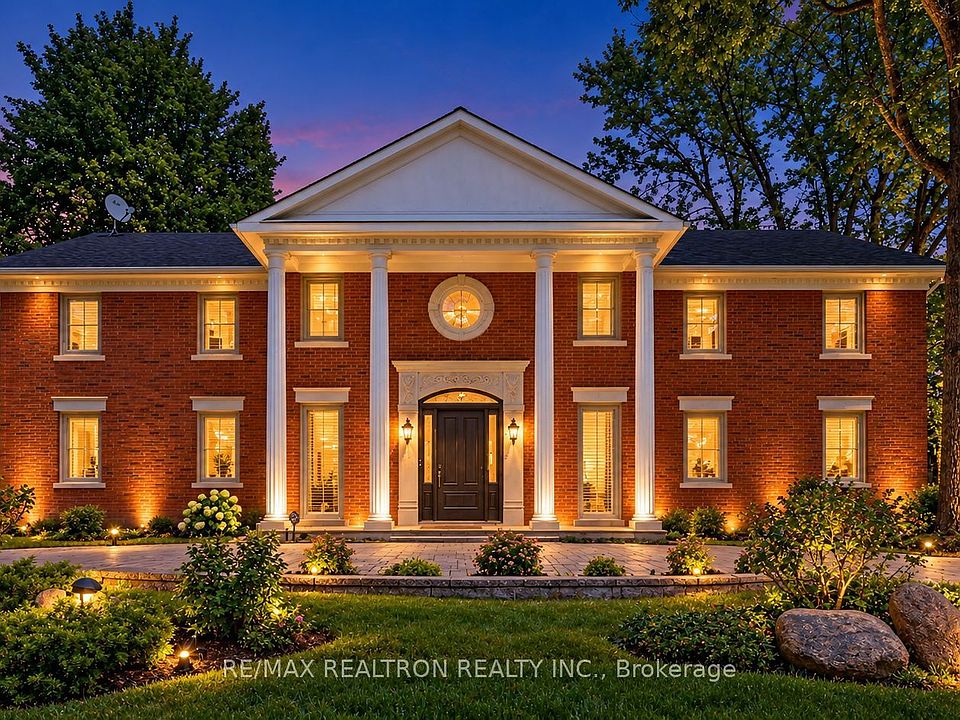 1st image of 17 Old English Ln