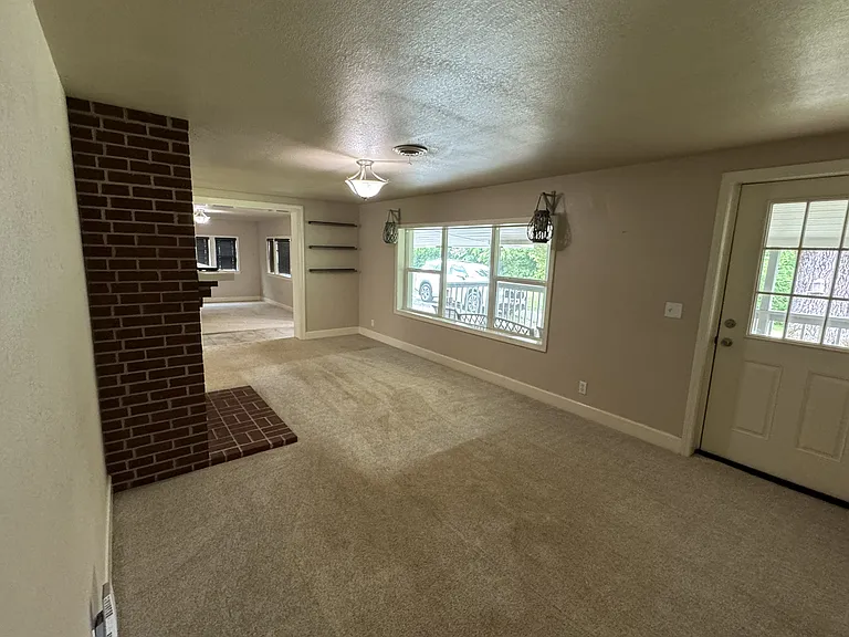 544 Cypress Trl — Photo 9