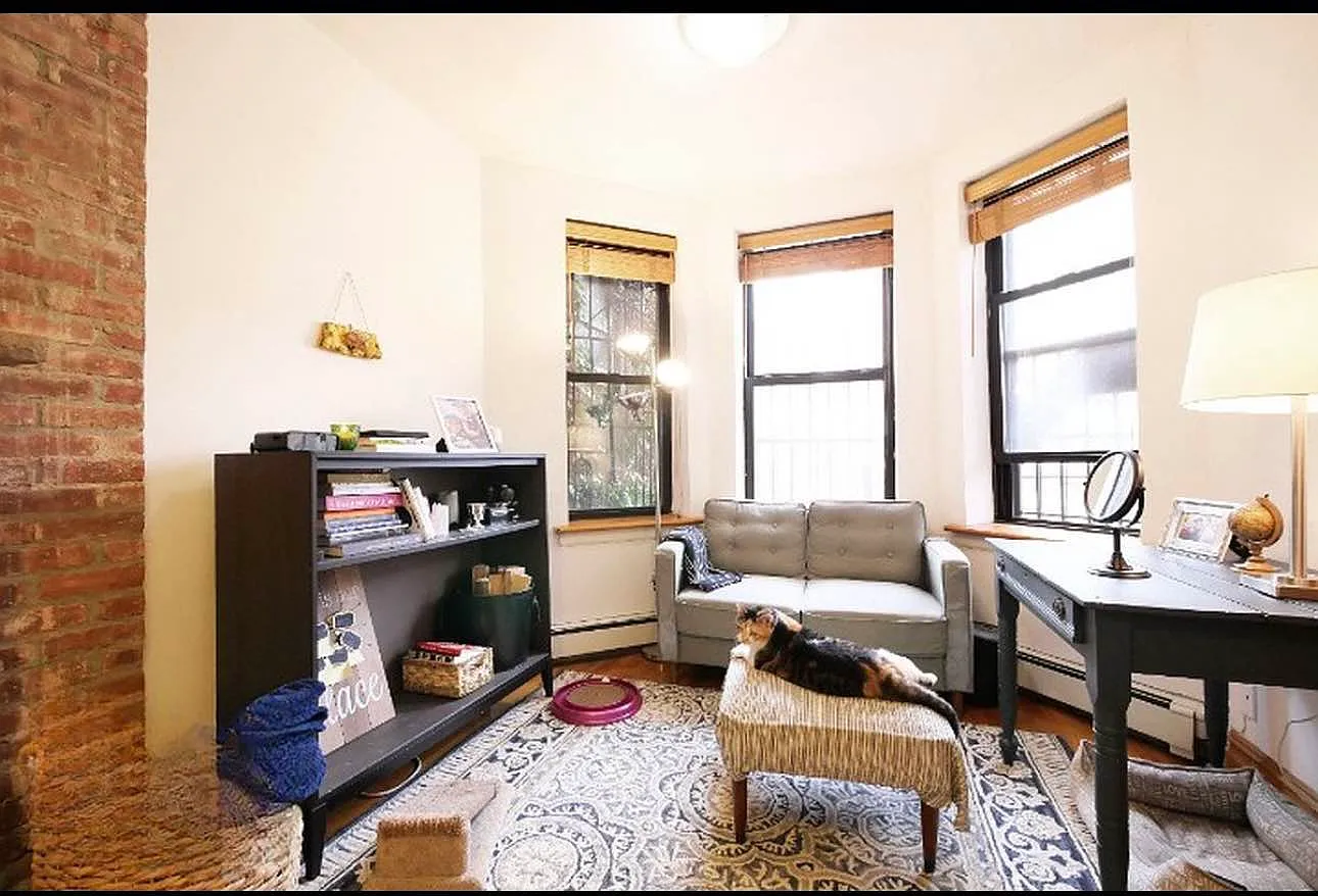 66 Street James's Place — Photo 3