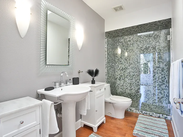 927 80th St NW — Photo 36