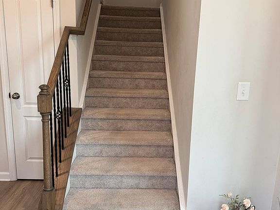 4th image of 6824 Piper Thorn Way
