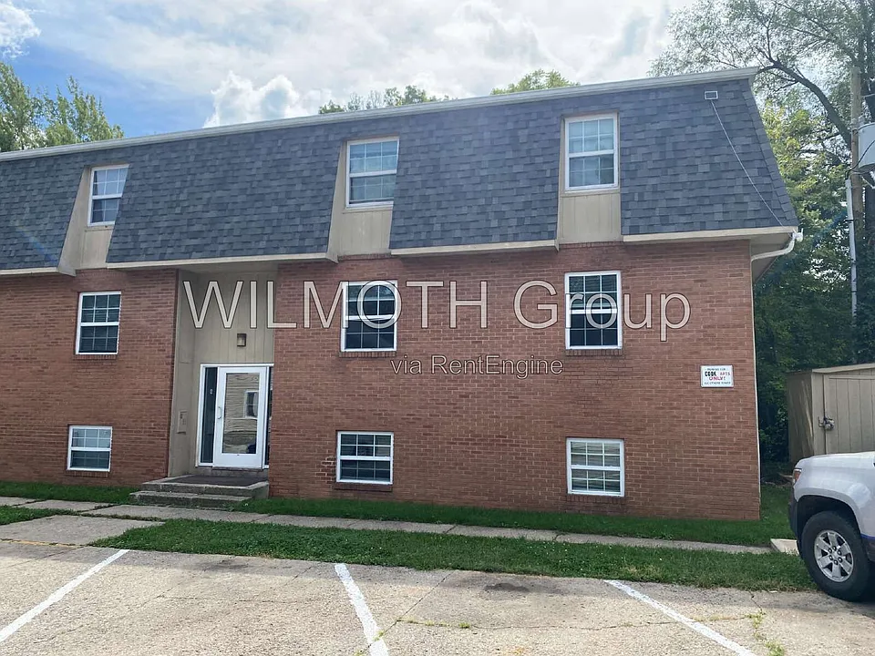 701 S 14th St #4B