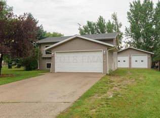 3003 Covent Garden St S, Moorhead, MN 56560