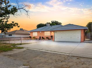 9404 Locust Ave, Fontana, CA 92335