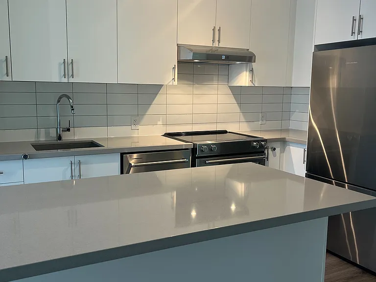 9000 Jane St #2104 — Photo 9