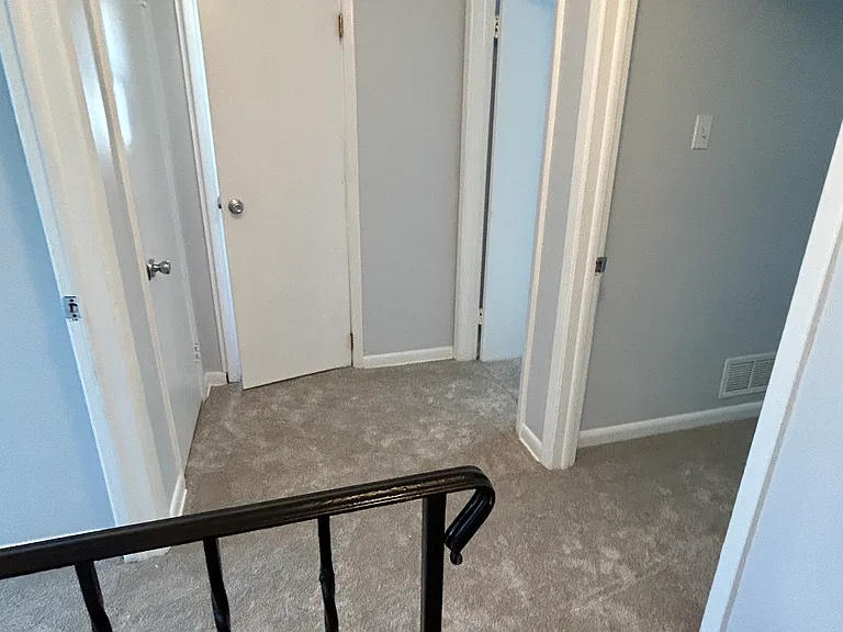 15 E Avon Rd — Photo 7