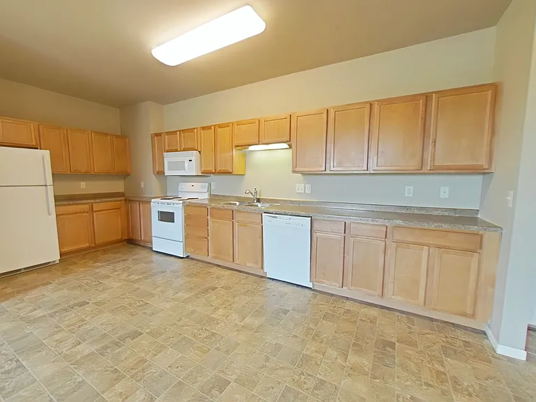 Boulder Ridge Apartments — Photo 23