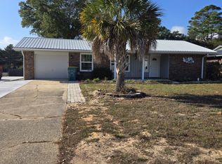 75 7th Ave, Shalimar, FL 32579
