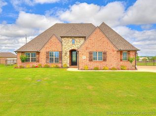 16614 3rd Ave, Glenpool, OK 74033