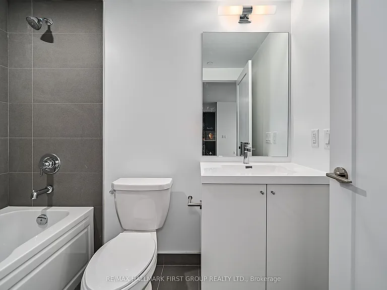 2545 Simcoe St N #2708 — Photo 22