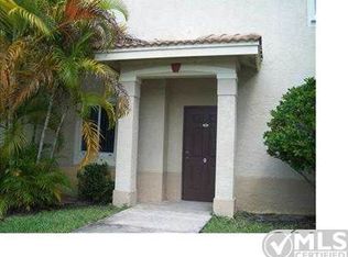 270 Crestwood Cir APT 101, Royal Palm Beach, FL 33411