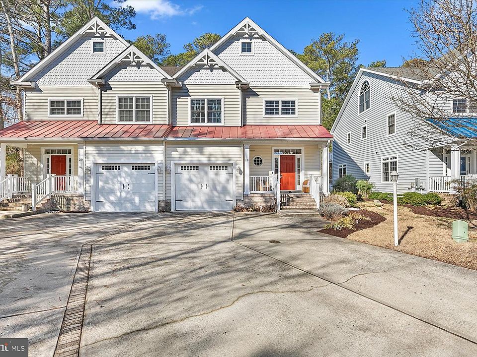 1st image of 18 Ocean Mist Dr