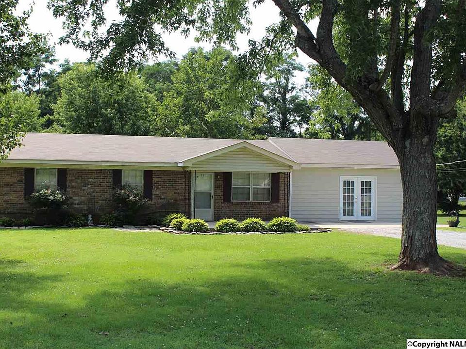 1st image of 136 Dudley Dr
