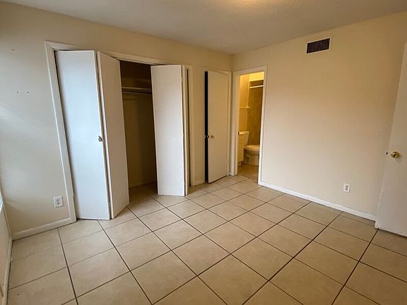 4th image of 1318 Sydney Pl APT 6