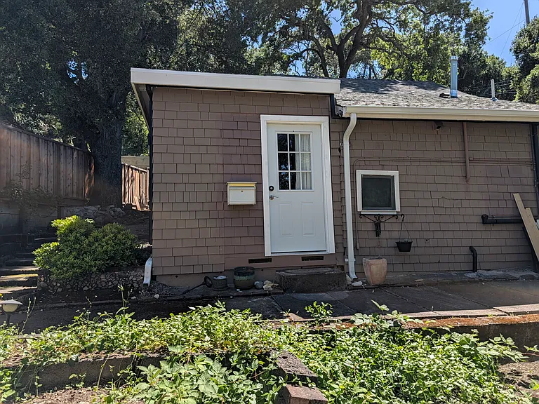 16403 Kennedy Rd — Photo 27