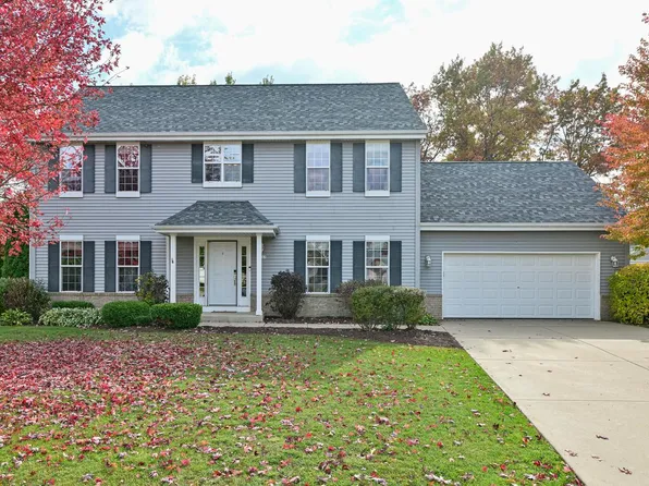 8851 West Silverwood COURT, Franklin, WI 53132