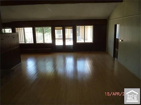 4th image of 7905 Sargent Ave