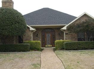 1032 Magnolia Dr, Carrollton, TX 75007