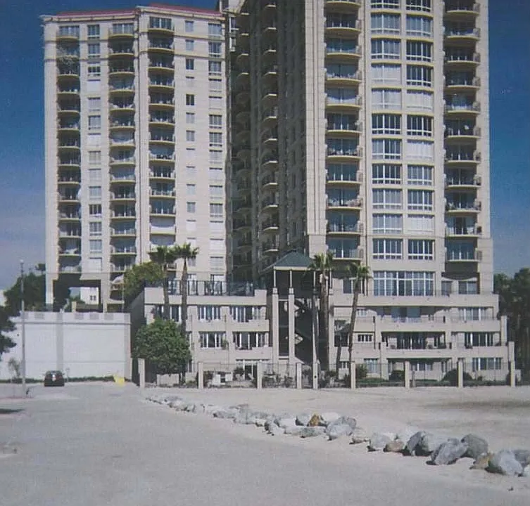 850 E Ocean Blvd #B3