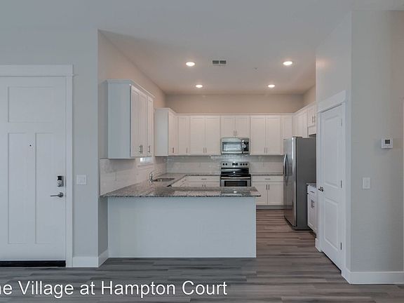 3rd image of 1555 S Val Vista Dr #147