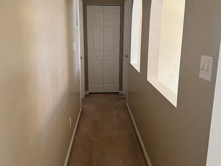 1078 Shawnee Ridge Dr — Photo 13